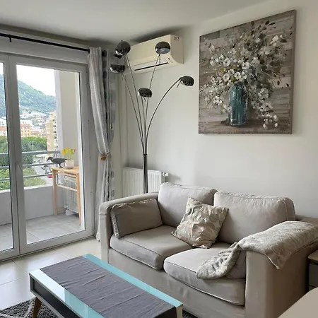 Modern Flat * 니스