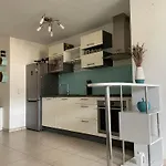 아파트 Modern Flat *